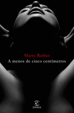 A menos de cinco centímetros de Marta Robles